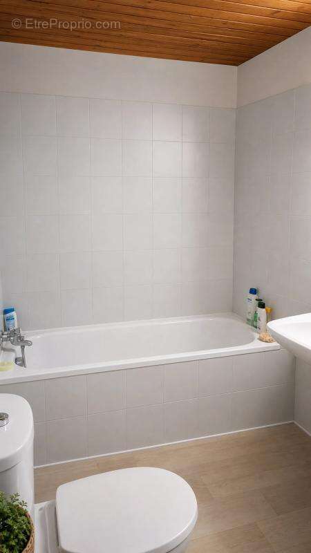 Appartement T2 de 27 m² à Hyères centre - photo 5