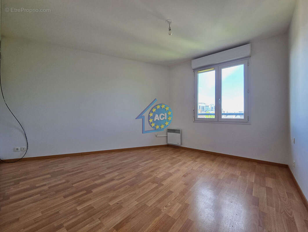 Appartement à MANTES-LA-JOLIE