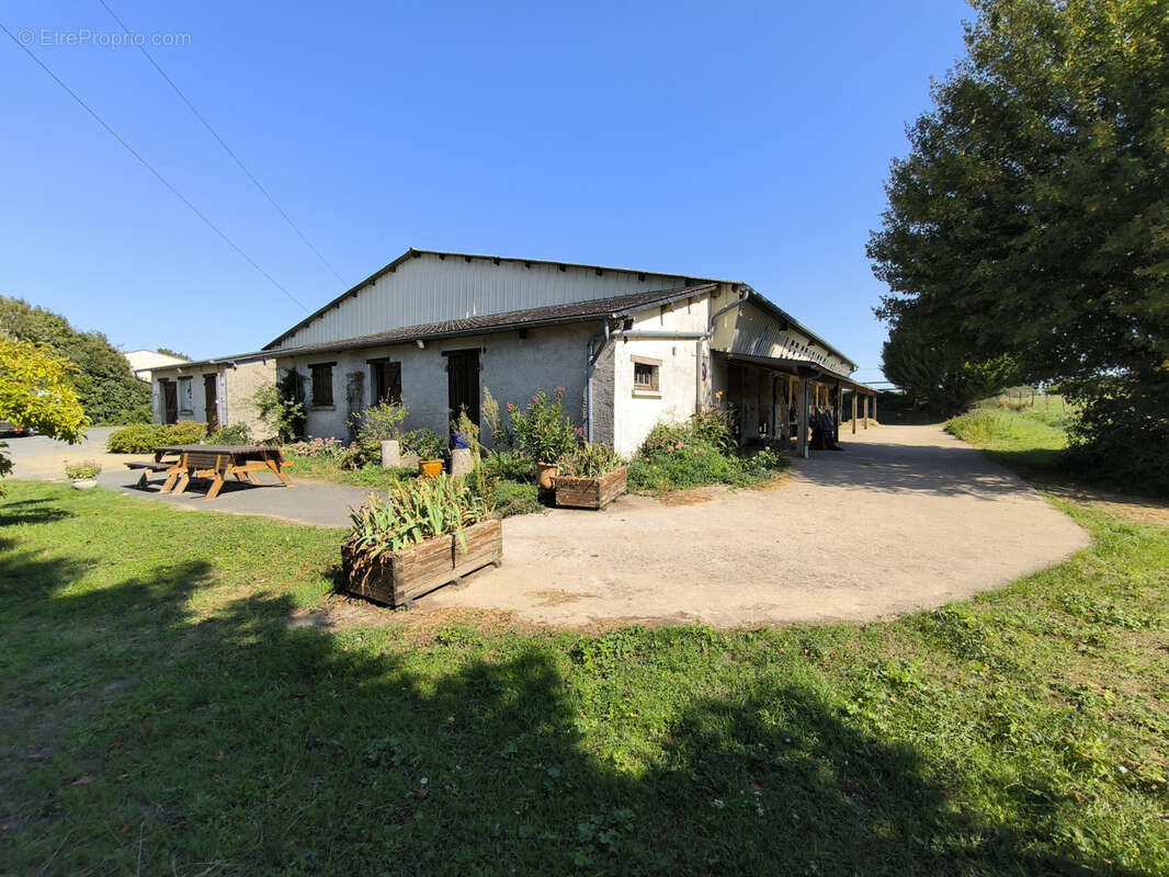 Maison à ARTANNES-SUR-INDRE