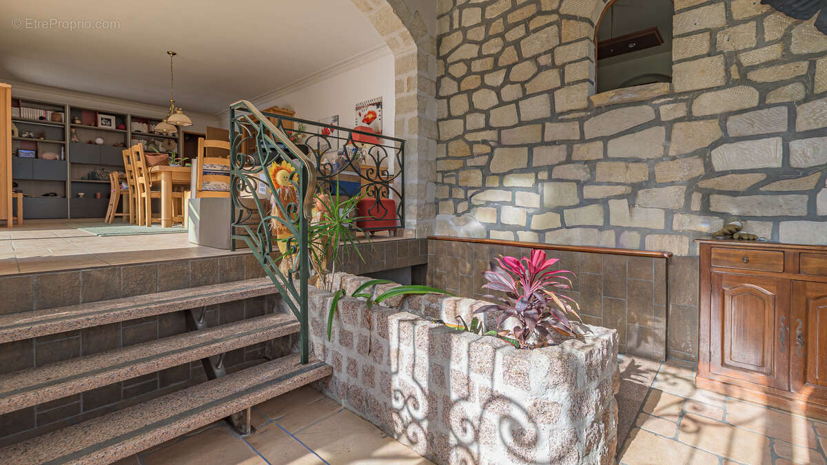 Maison à MORTEFONTAINE