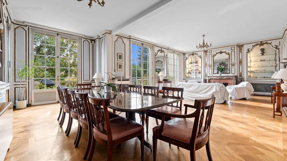 Maison à SAINT-CLOUD