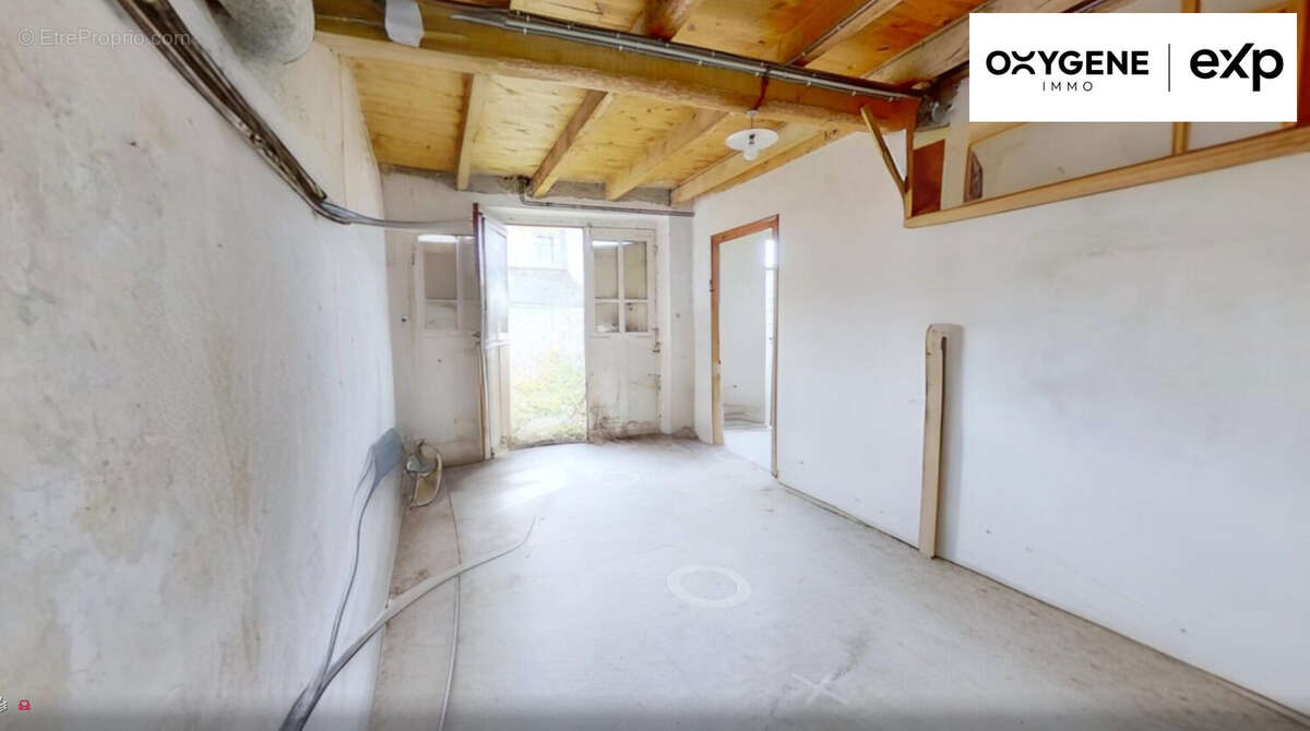 Maison à SAINT-ALBAN-SUR-LIMAGNOLE