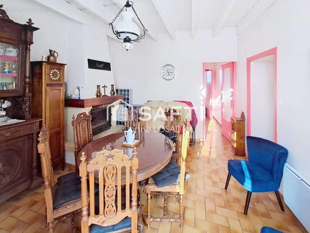 Photo 4 - Maison à LES MAGNILS-REIGNIERS