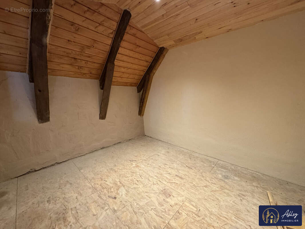 Maison 133 m² à Moussages  - photo 6