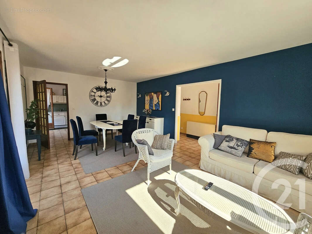 Maison à SIX-FOURS-LES-PLAGES