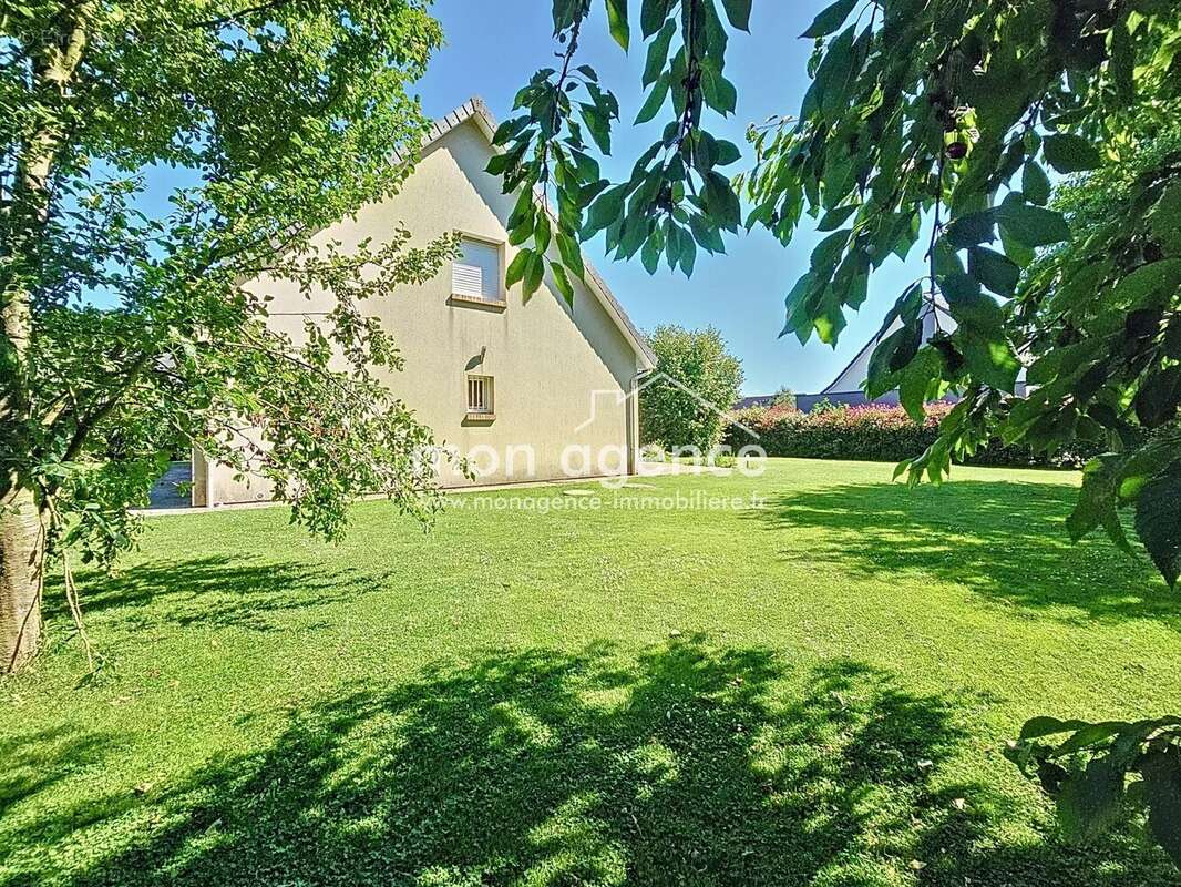 Maison à LA NEUVILLE-CHANT-D&#039;OISEL