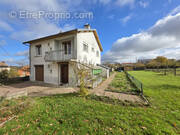 Maison à SAINT-PRIEST-DES-CHAMPS