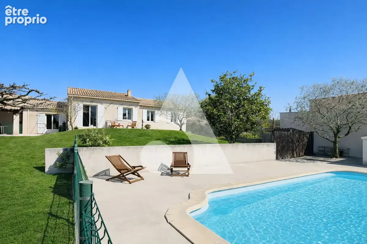 Pertuis villa d'env 117m² hab avec T2 indépendant parcelle d'en 1600m² piscine - photo 3