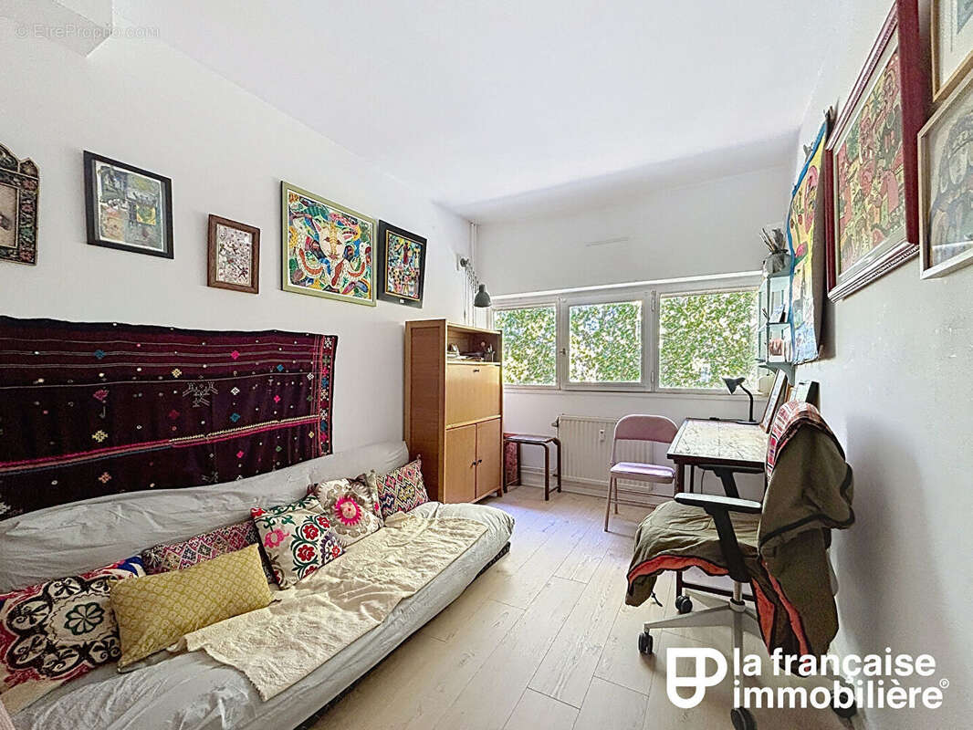Rennes Clemenceau T6 -102m² avec balcon et grand garage - photo 8