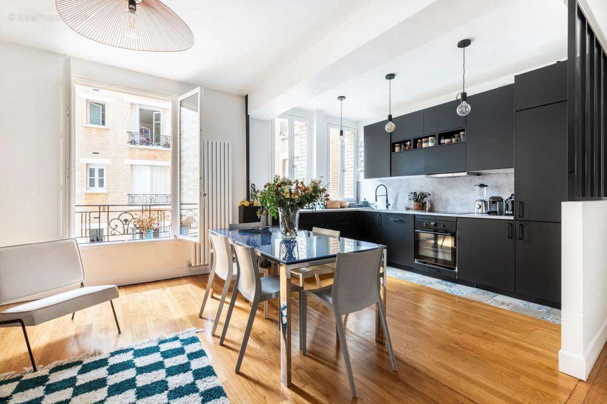 Appartement de 2 pièces de 55 m² à Paris Batignolles - photo 2