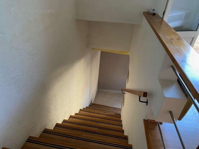 Maison à SUZE-LA-ROUSSE