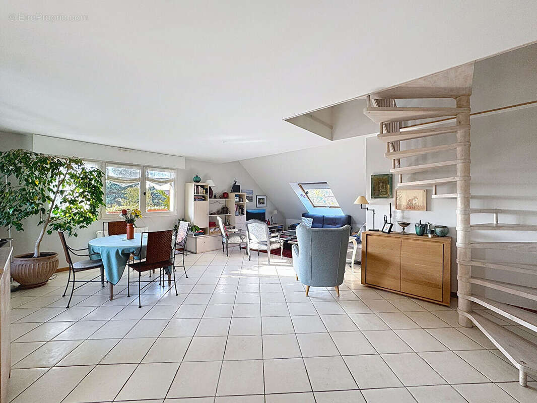 Appartement à ANNECY-LE-VIEUX