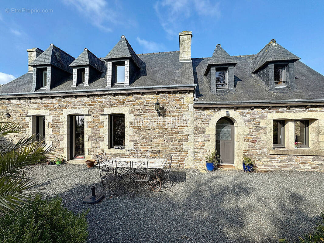 Maison à PLOUBAZLANEC