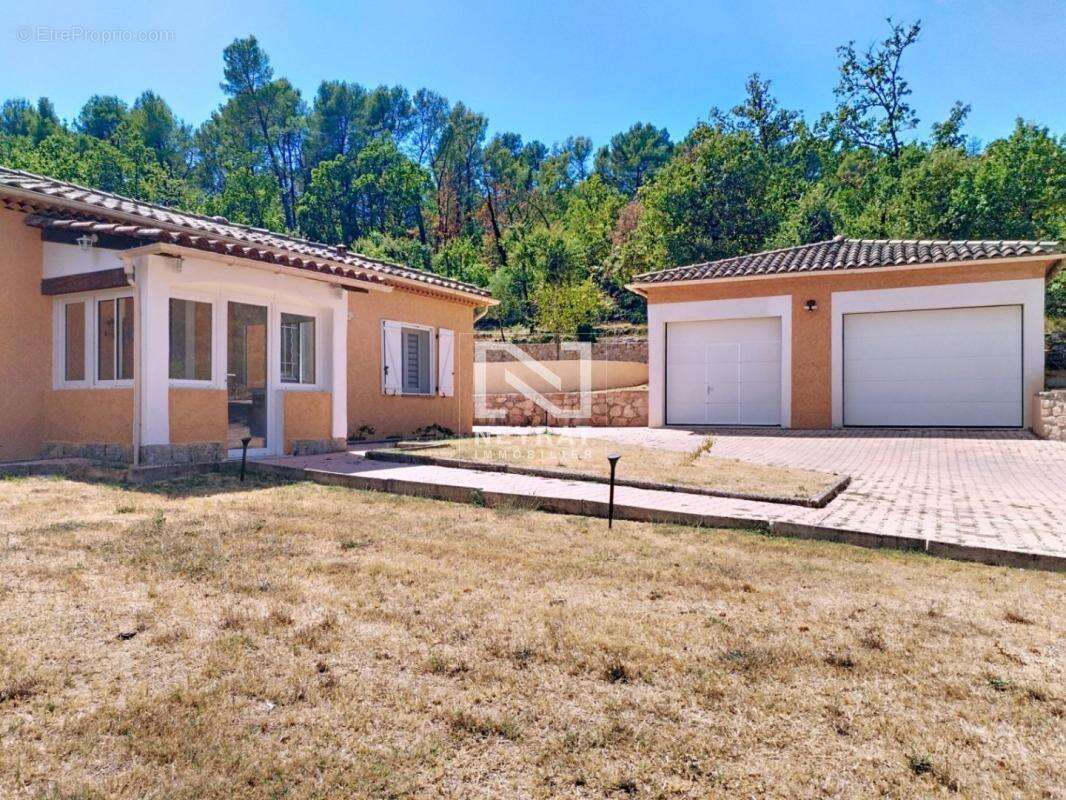 Fayence - maison de plain-pied - superbe espace piscine - double garage - photo 9