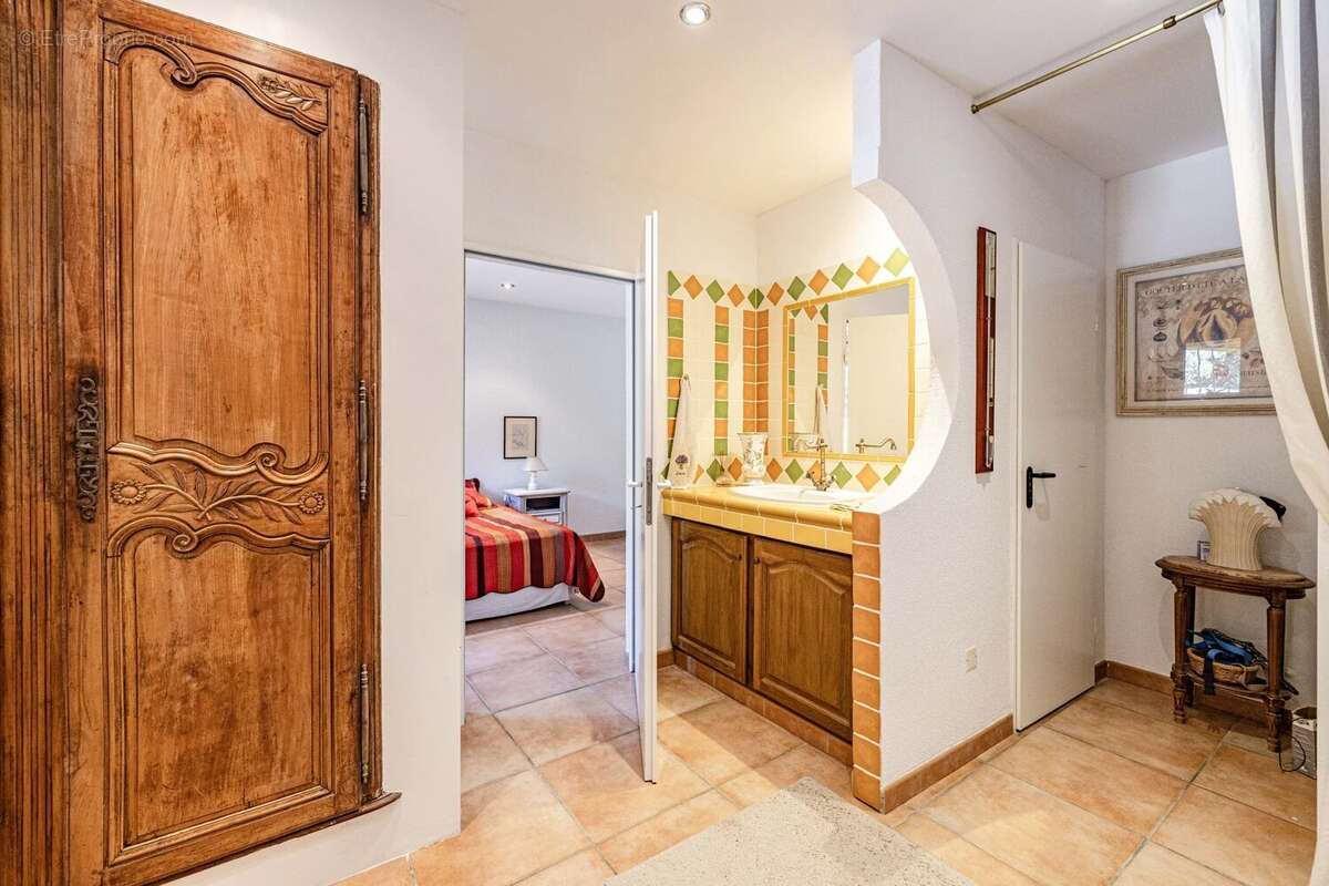 Maison à MONTFORT-SUR-ARGENS