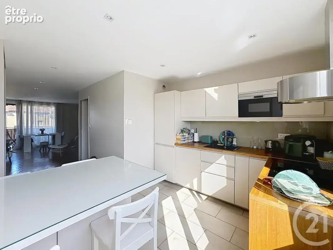 Appartement à VILLEURBANNE