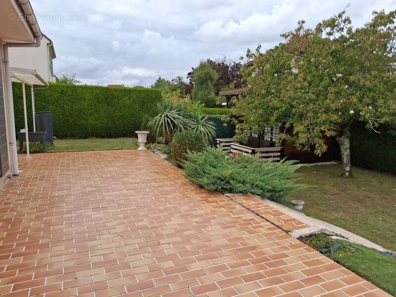 Maison à VILLIERS-EN-LIEU