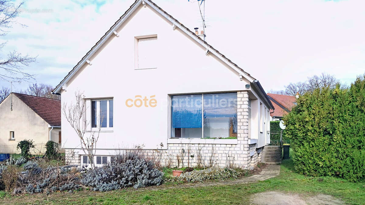 Maison à SAINT-MAURICE-SUR-FESSARD