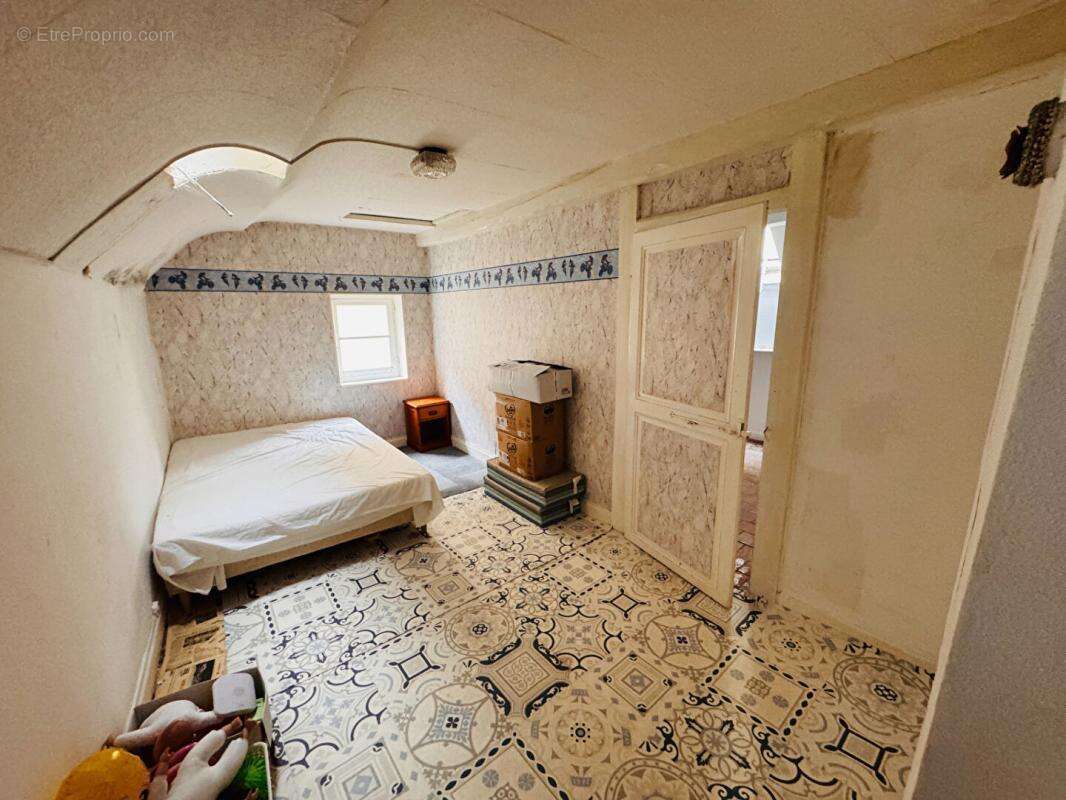 Maison à SAINT-SAULGE