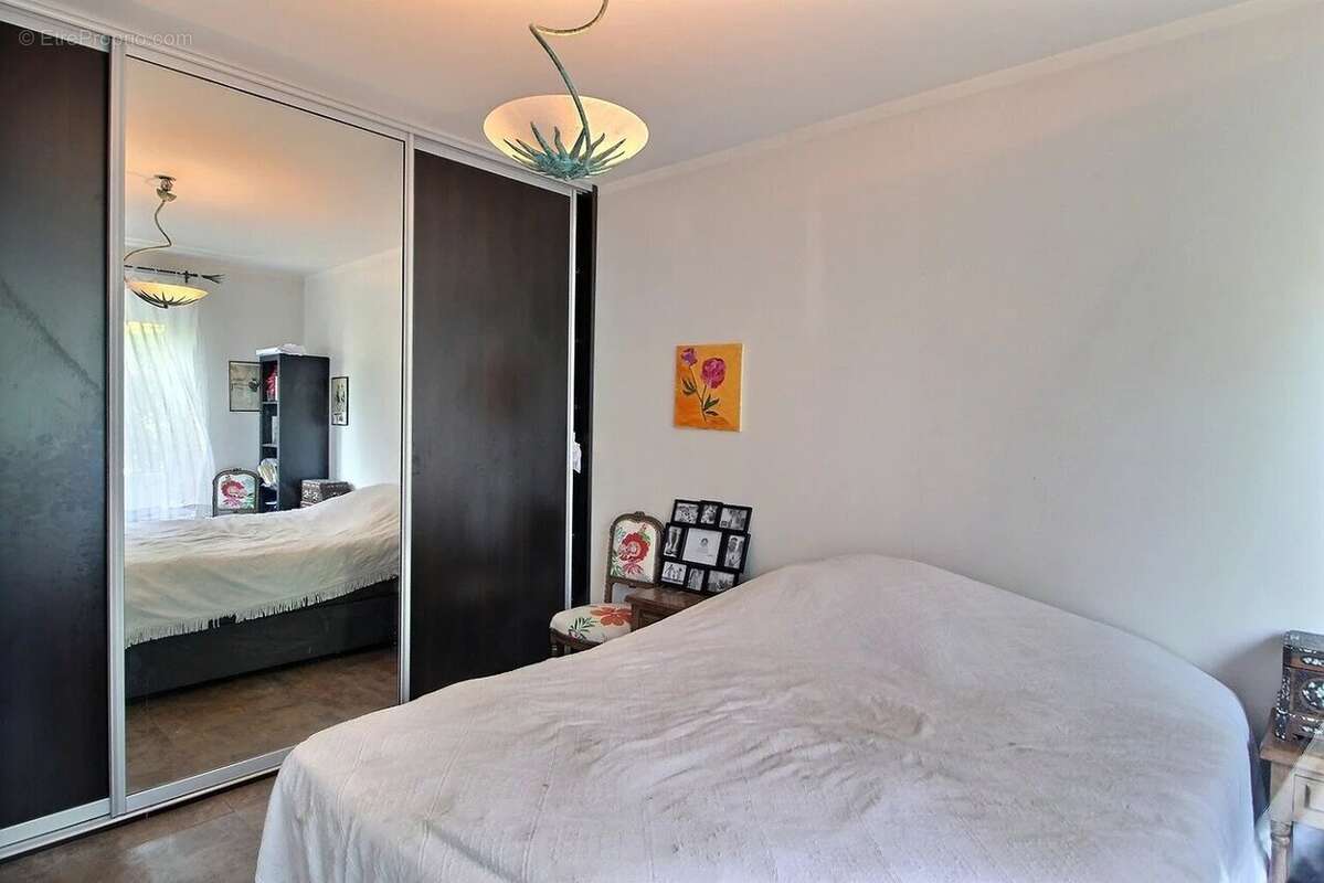 Maison à SAINT-MAUR-DES-FOSSES