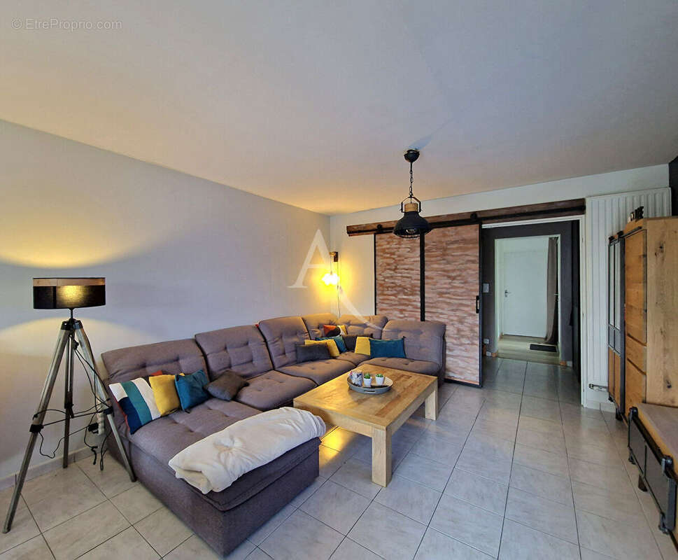 Maison à SAINT-SYLVAIN-D'ANJOU