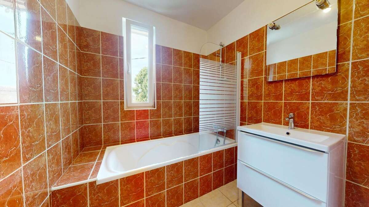 Maison 118 m² à Quimperle  - photo 7