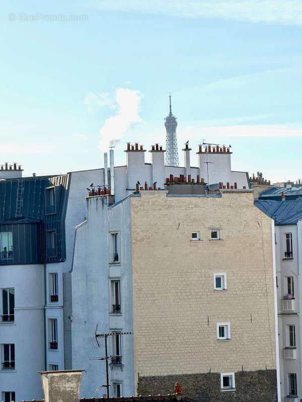 Appartement à PARIS-17E