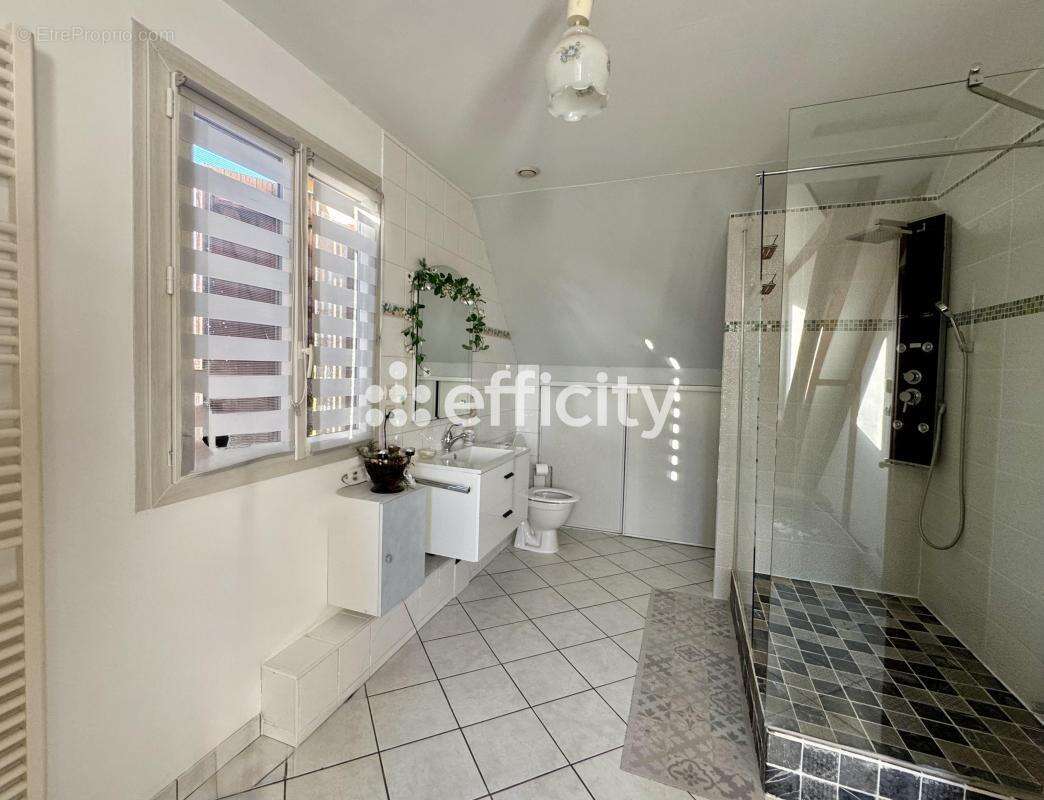 Maison à CHATEAU-THIERRY