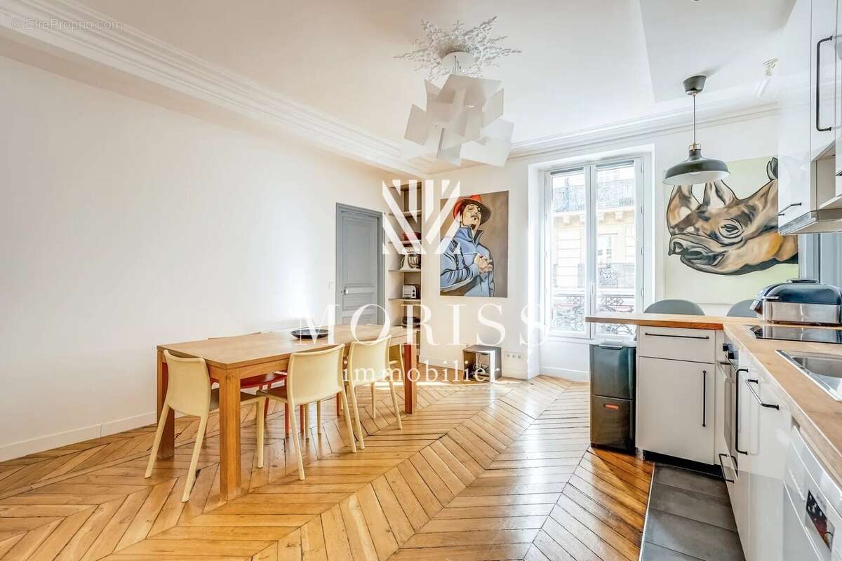 Appartement à PARIS-17E