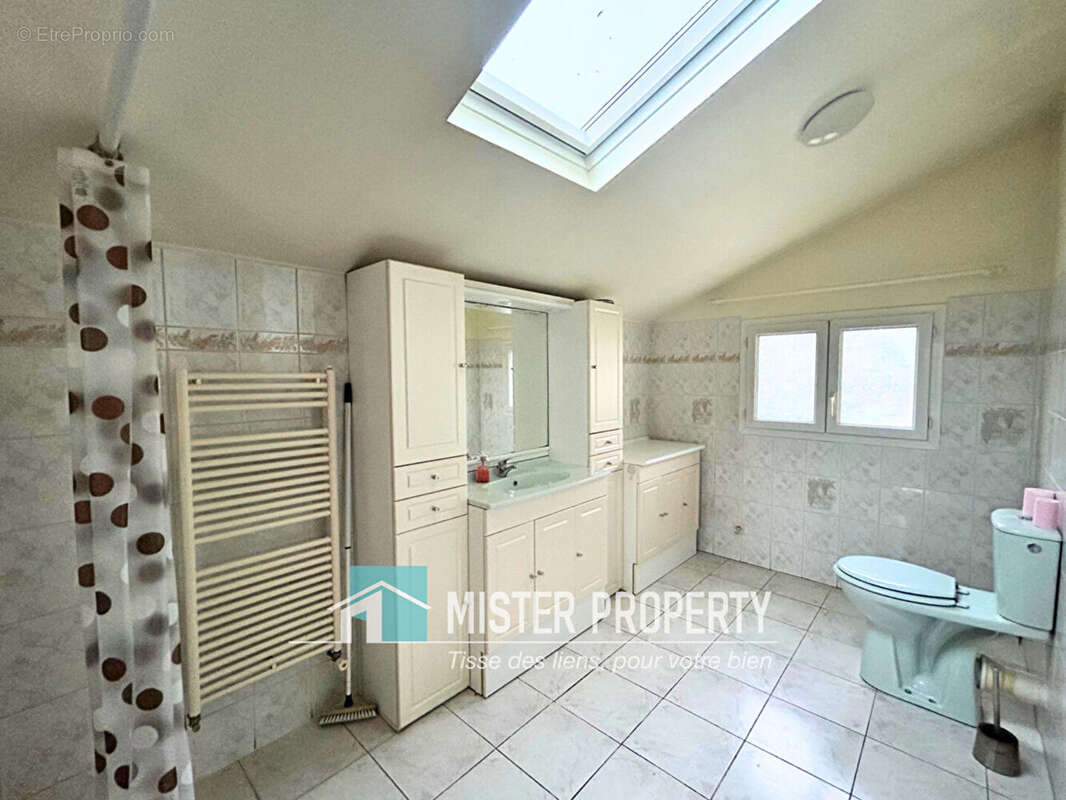 Maison à SARTROUVILLE