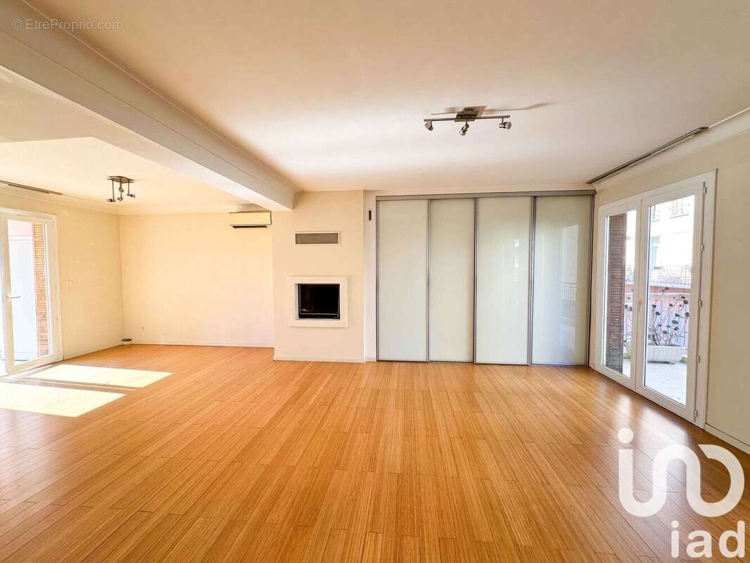 Photo 3 - Appartement à SAINT-RAPHAEL