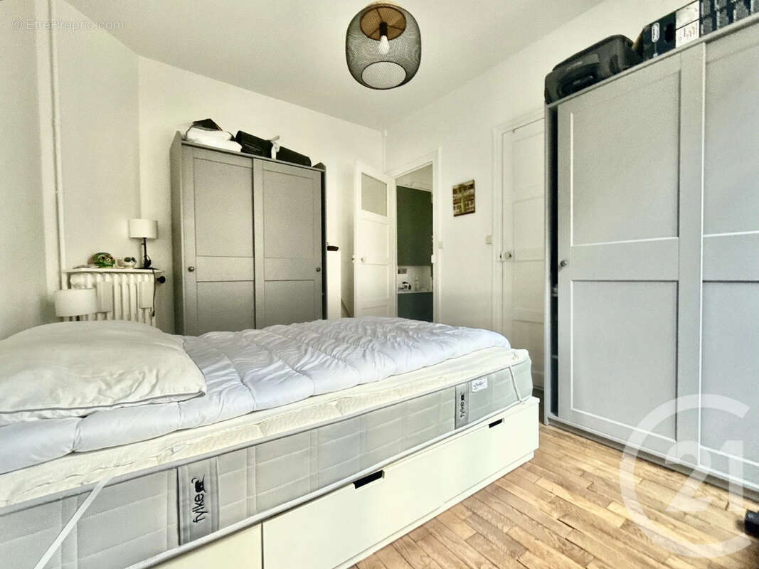 Appartement à CLICHY