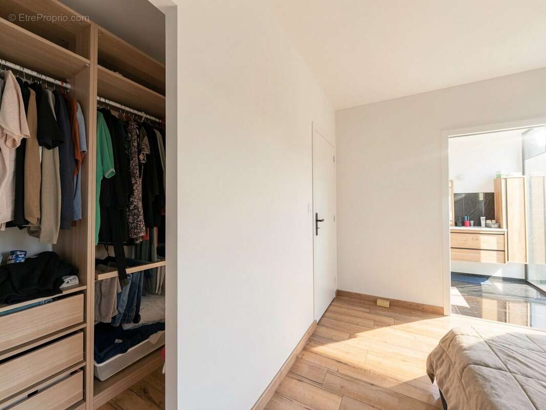 Maison à SAINT-ERBLON