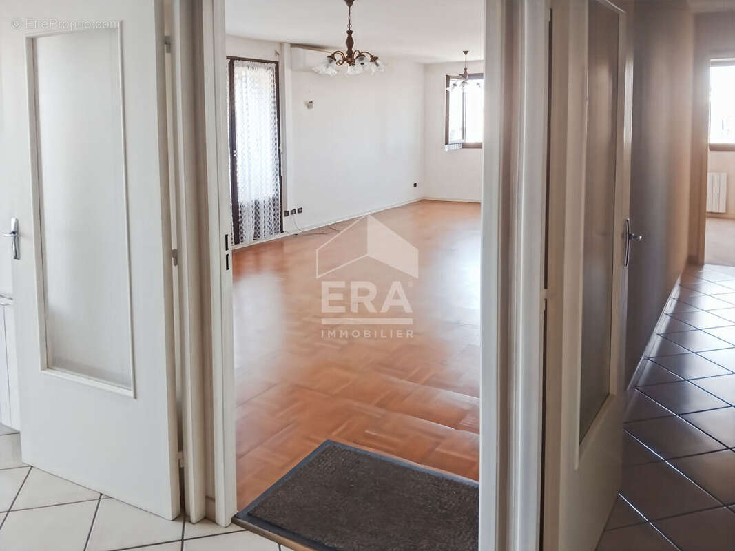 Appartement 73m² à lyon 8e arrondissement - photo 9