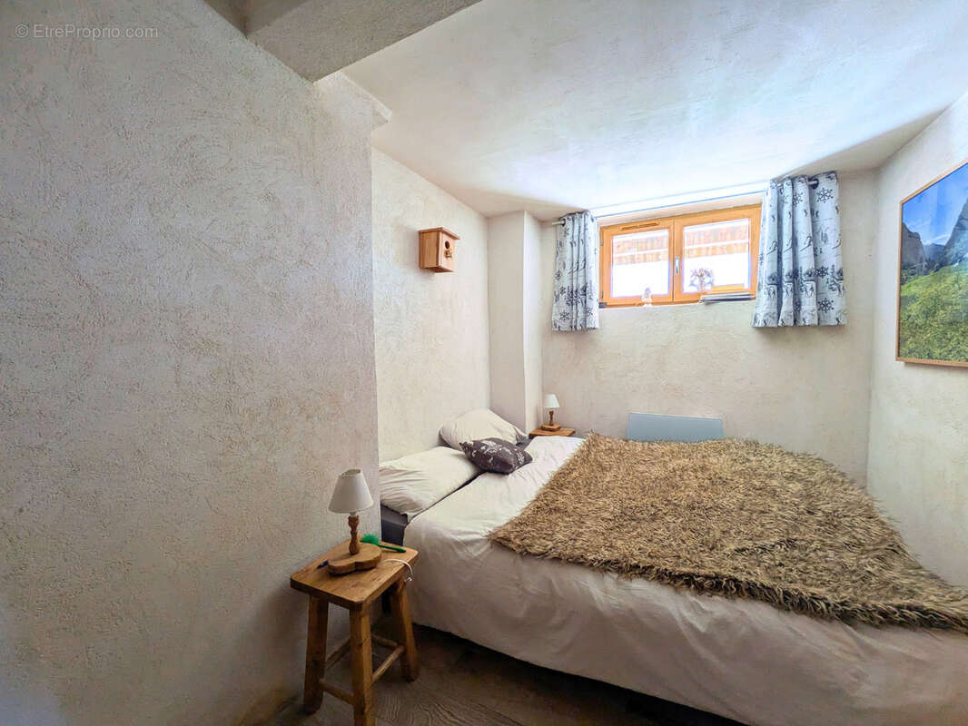 Maison à SAINT-MICHEL-DE-CHAILLOL