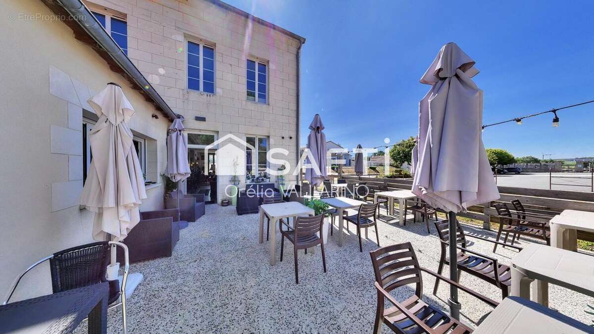 Commerce 293 m² à Saint-Dizant-Du-Gua  - photo 8