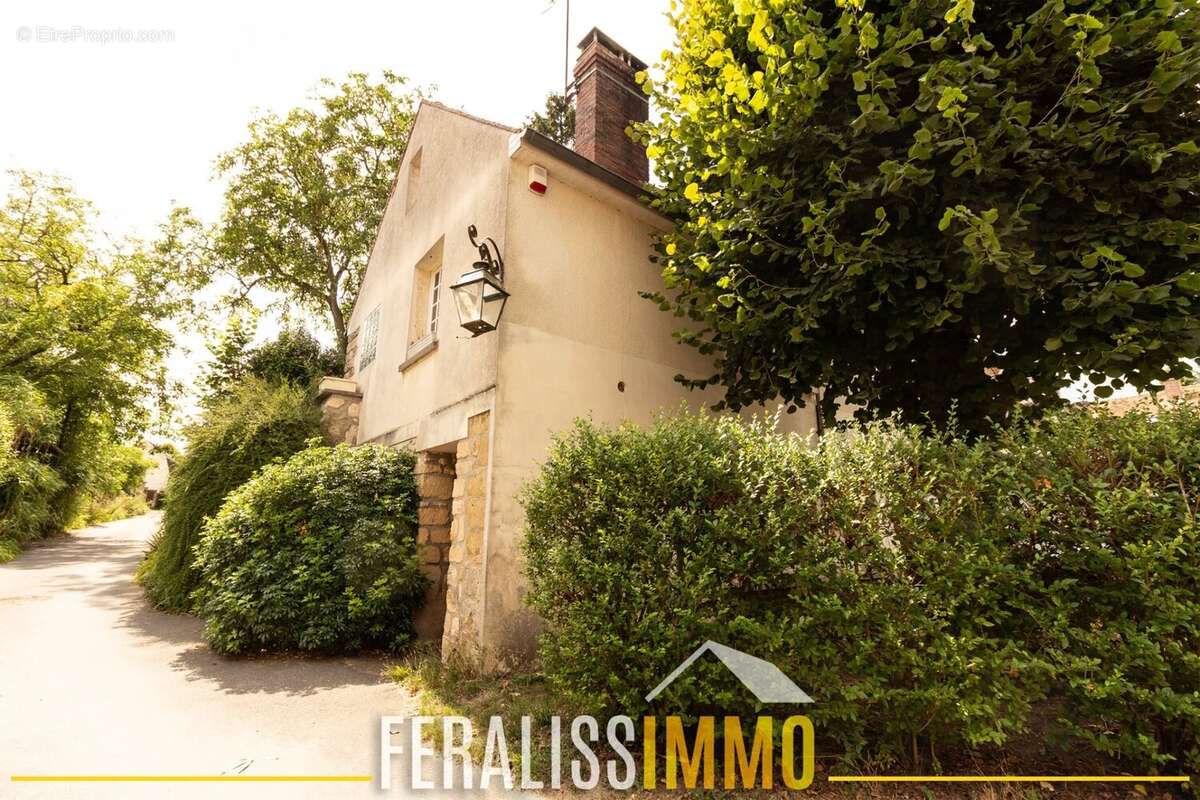 Maison à LE PERCHAY
