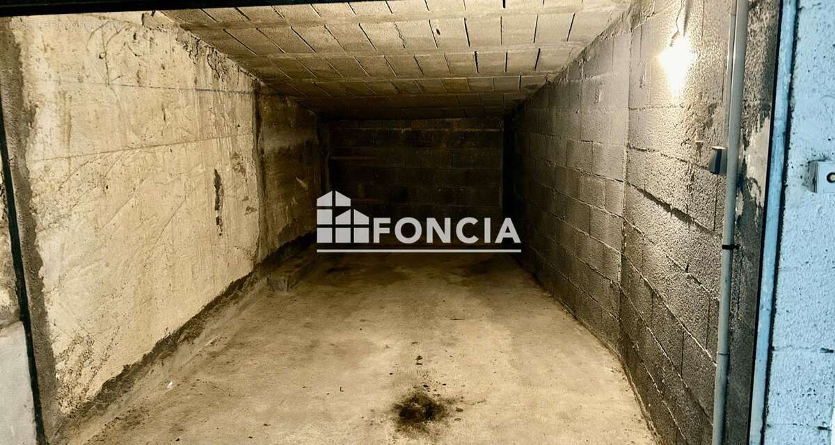 Parking à LA ROCHE-SUR-YON