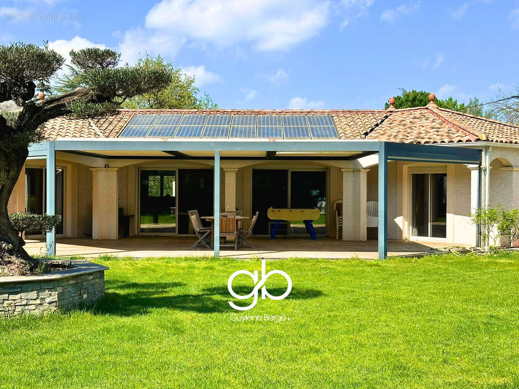 Villa plain-pied - piscine - pool house - jardin 1800 m2 - 5 chambres - pergola - garage - calme - dpe b - mon - photo 3