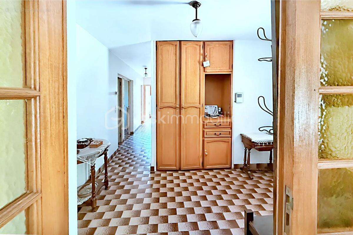 Maison à COUTEVROULT