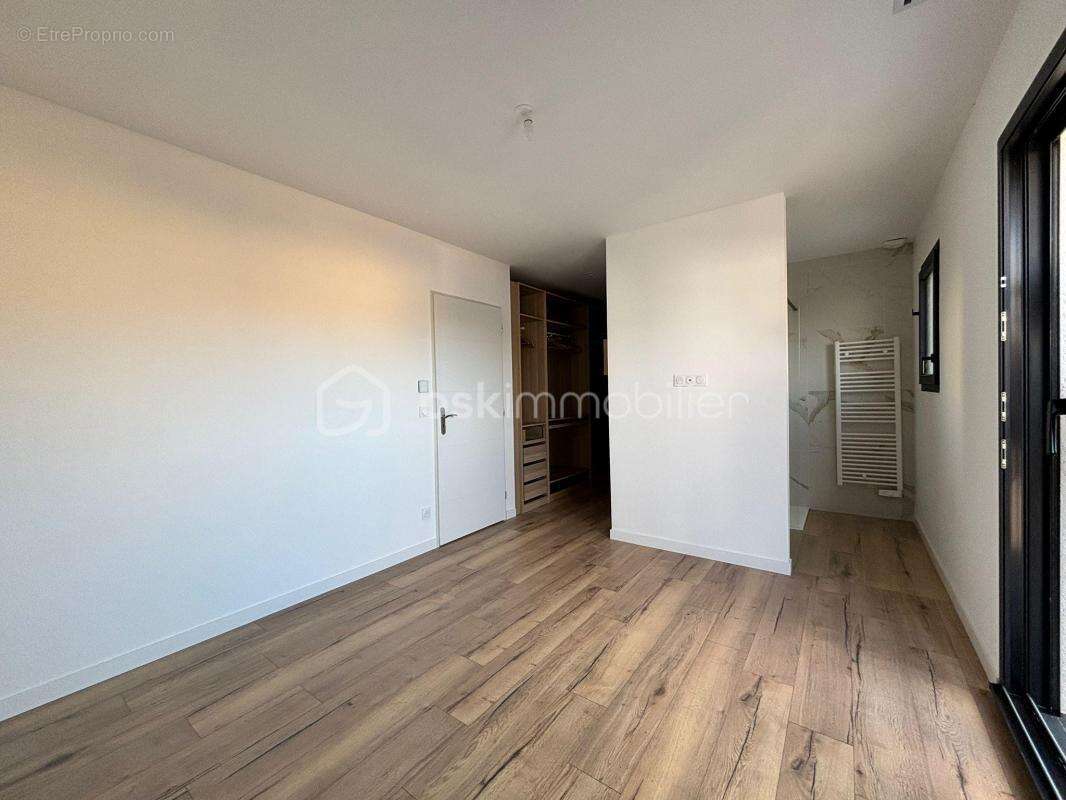 Maison à MONTASTRUC-LA-CONSEILLERE