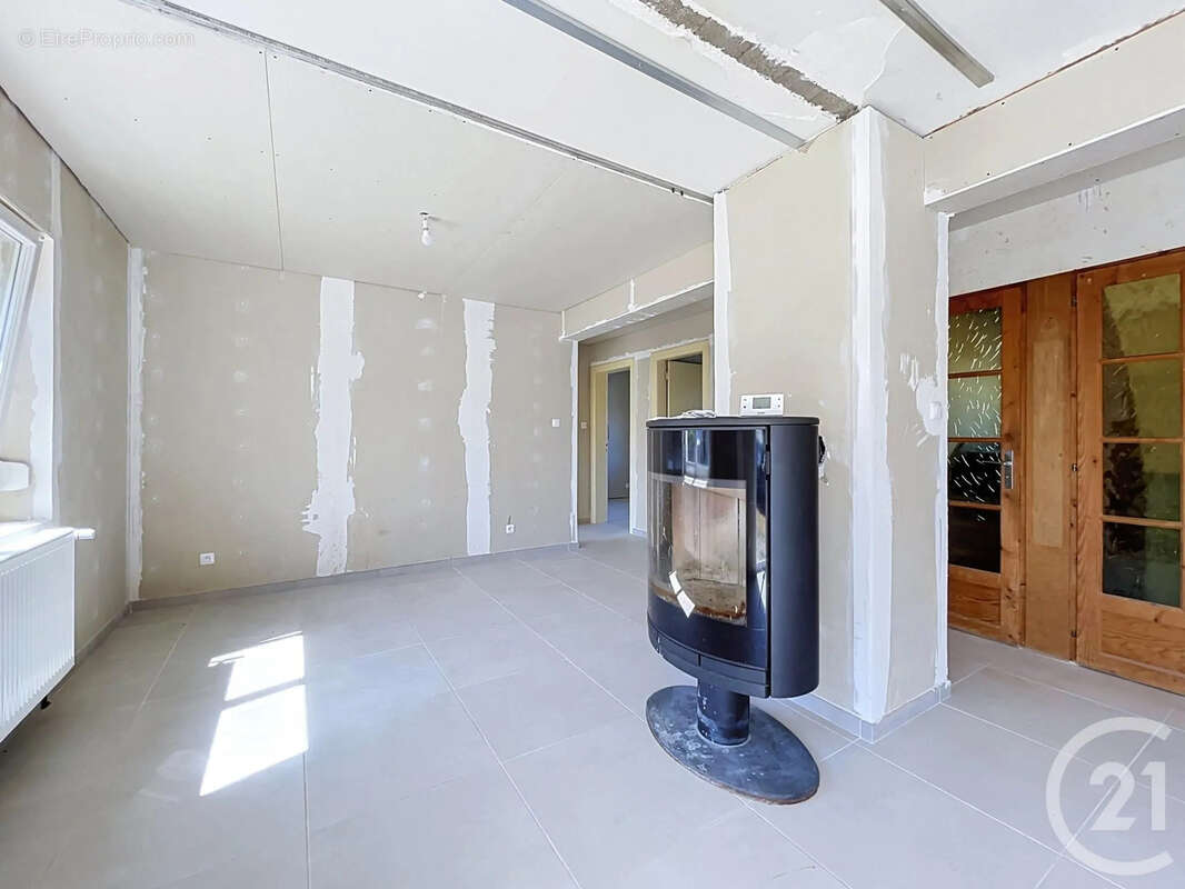 Maison 88 m² à Dogneville  - photo 5