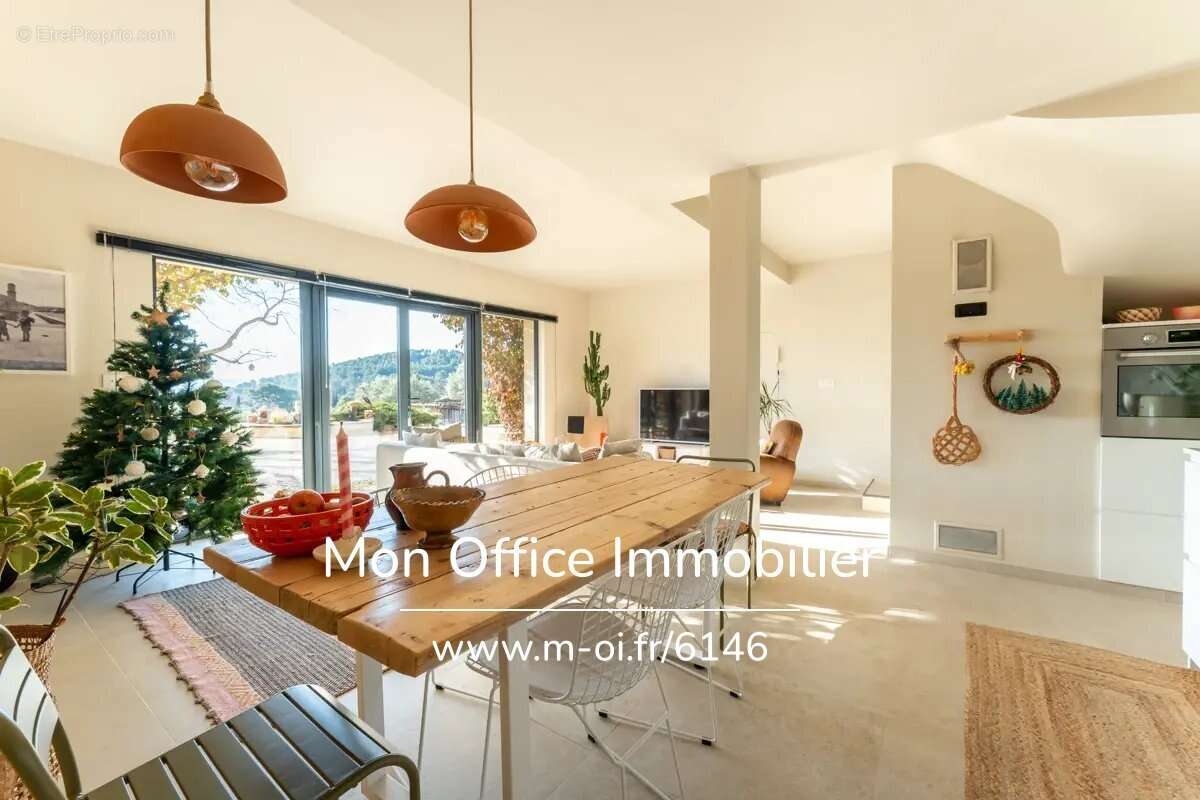 Maison à LOURMARIN