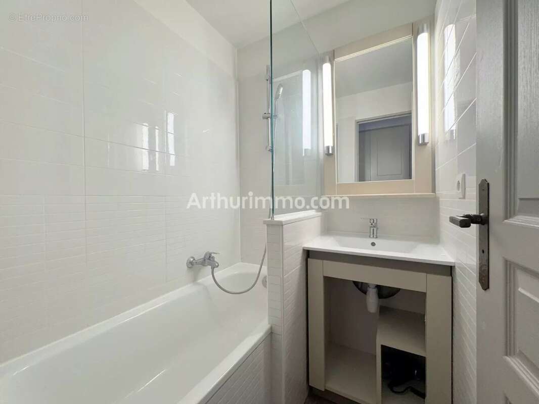 Appartement à GRIMAUD