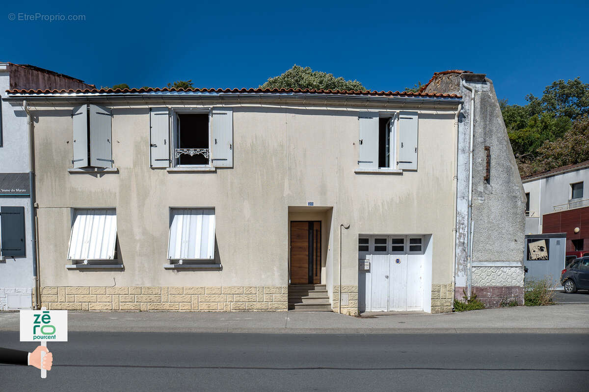 Maison à CHAILLE-LES-MARAIS