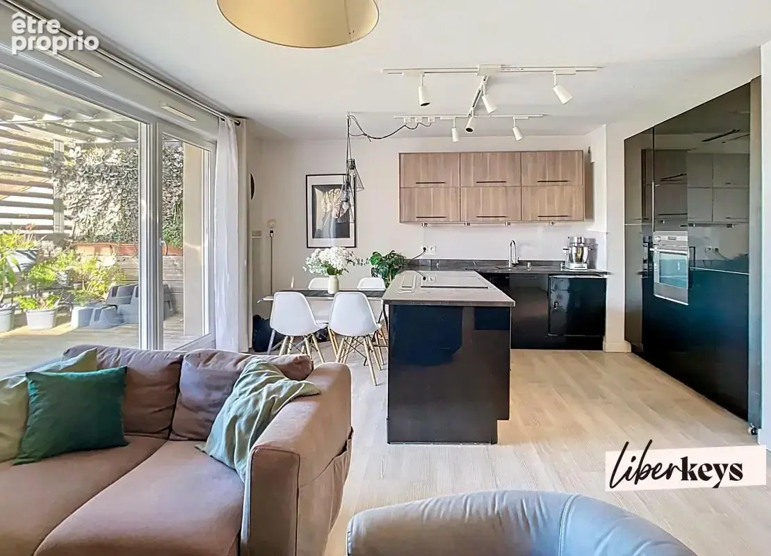 Appartement à RILLIEUX-LA-PAPE