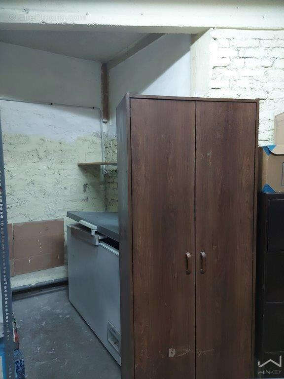 75011 PARIS -Vente Local Commercial à Vendre 848m2 au sol - photo 7