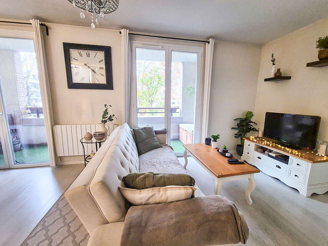 Appartement à DAMMARIE-LES-LYS