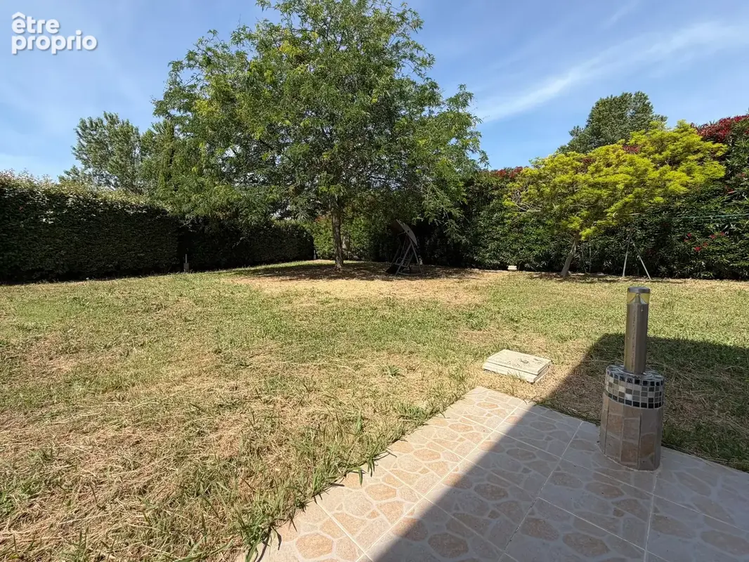 Une opportunité exceptionnelle : 175 m2 habitables sur un de terrain piscinable de 1380m2 - photo 14