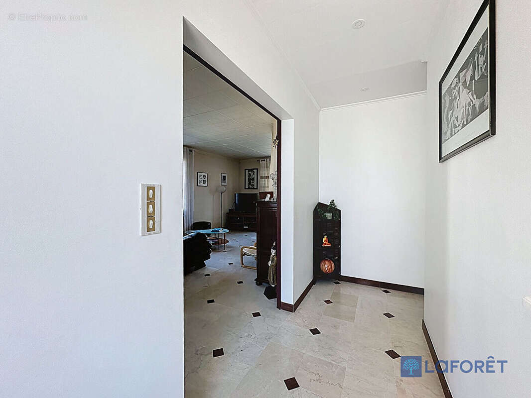 Maison à SAINT-GERMAIN-LES-ARPAJON